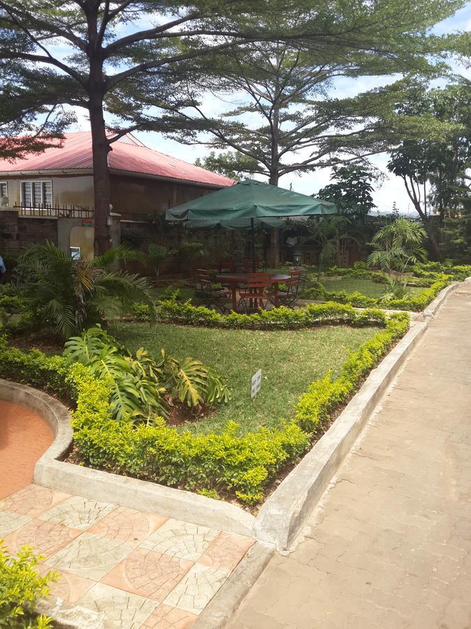 Le Savanna Country Lodge And Hotel Кисуму Екстериор снимка