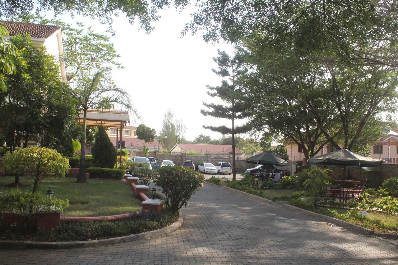 Le Savanna Country Lodge And Hotel Кисуму Екстериор снимка