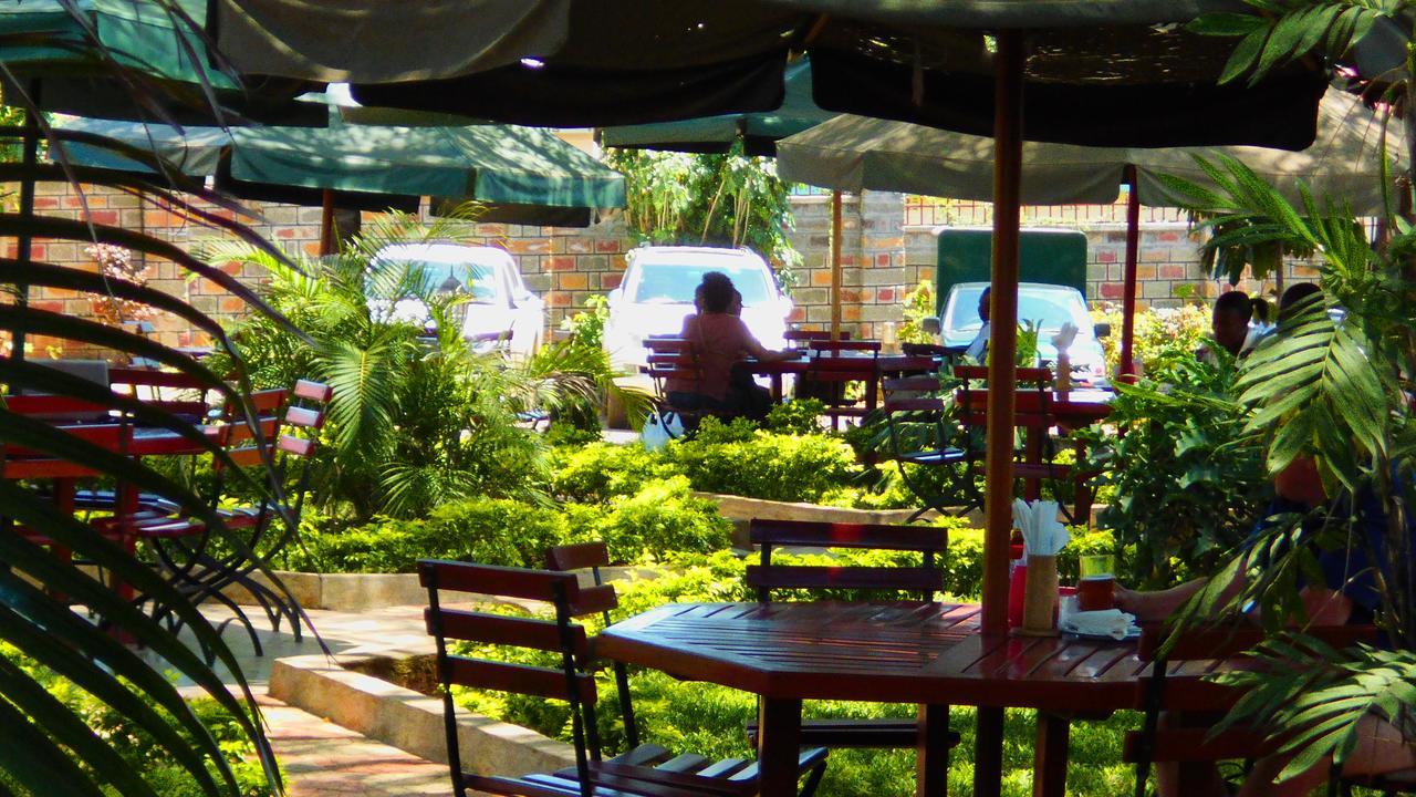 Le Savanna Country Lodge And Hotel Кисуму Екстериор снимка